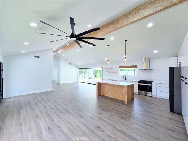 3041 Yellowtail Drive, Los Alamitos, CA 90720