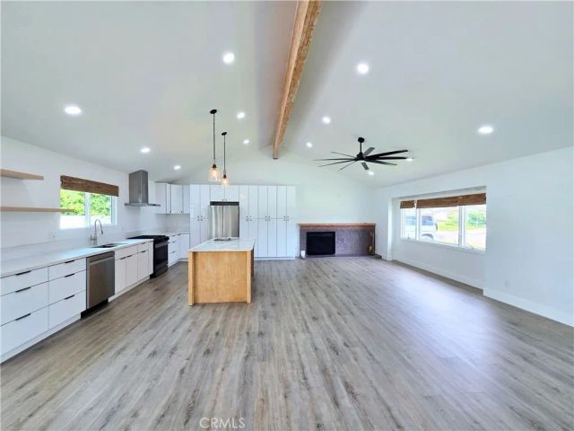 3041 Yellowtail Drive, Los Alamitos, CA 90720