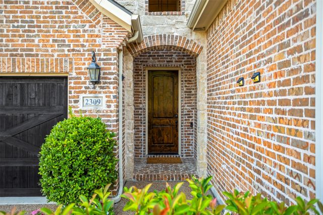 2309 Chadwick Lane, Garland, TX 75044