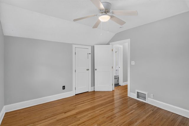 2946 Vincent Avenue N, Minneapolis, MN 55411