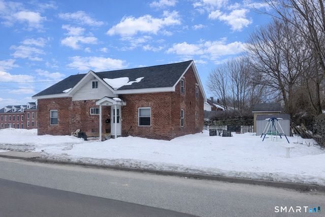 23 Tiffany Street, Brooklyn, CT 06234