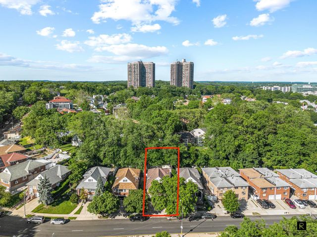 69-07 Little Neck Parkway, New York City, NY 11004