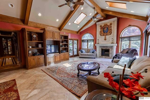 13644 Seward Circle, Omaha, NE 68154