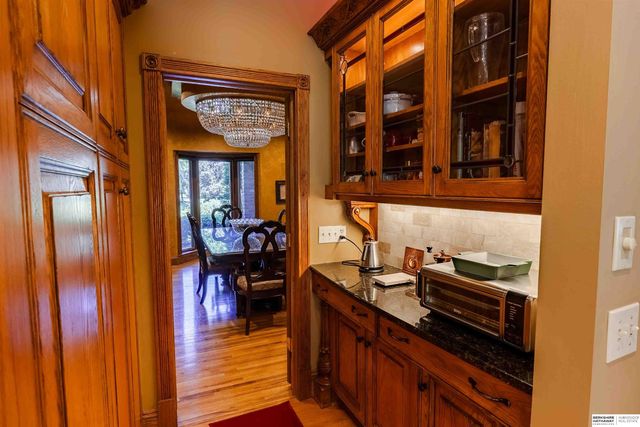 13644 Seward Circle, Omaha, NE 68154