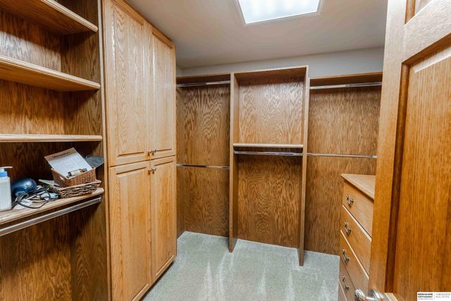 13644 Seward Circle, Omaha, NE 68154