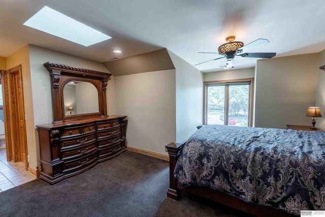 13644 Seward Circle, Omaha, NE 68154