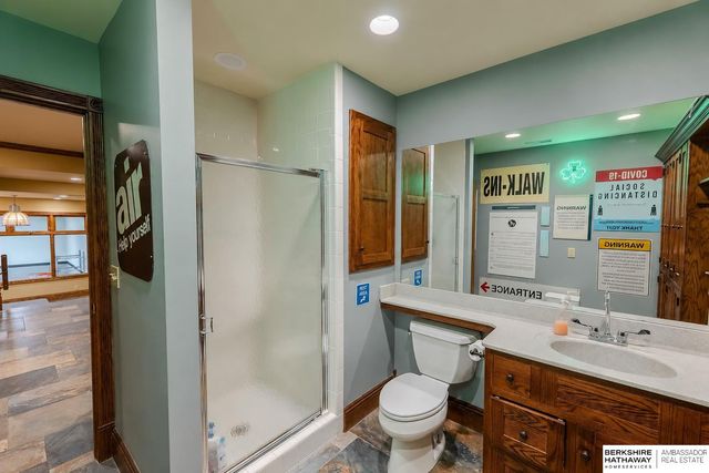13644 Seward Circle, Omaha, NE 68154