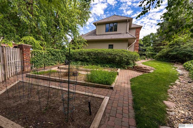 13644 Seward Circle, Omaha, NE 68154