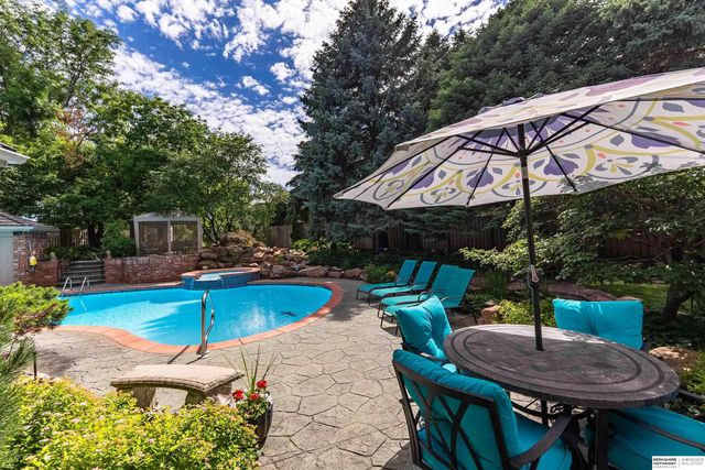 13644 Seward Circle, Omaha, NE 68154