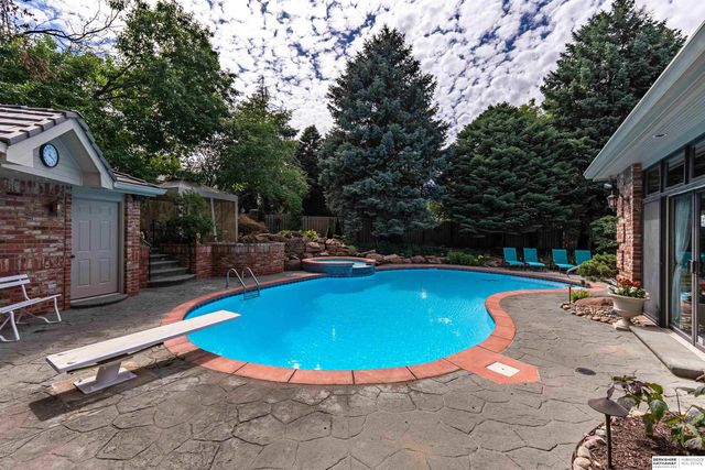 13644 Seward Circle, Omaha, NE 68154