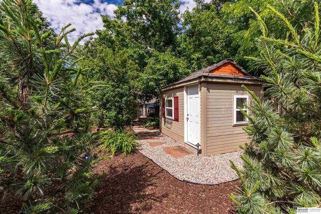 13644 Seward Circle, Omaha, NE 68154