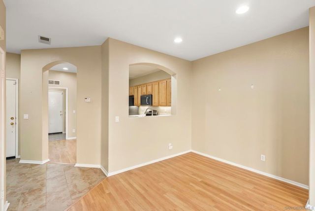 638 Sumner Way 4, Oceanside, CA 92058