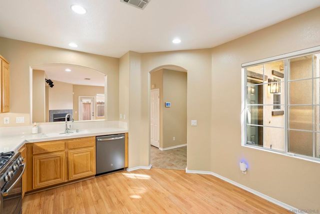 638 Sumner Way 4, Oceanside, CA 92058