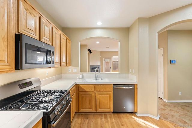 638 Sumner Way 4, Oceanside, CA 92058