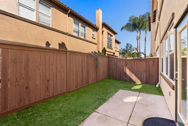 638 Sumner Way 4, Oceanside, CA 92058