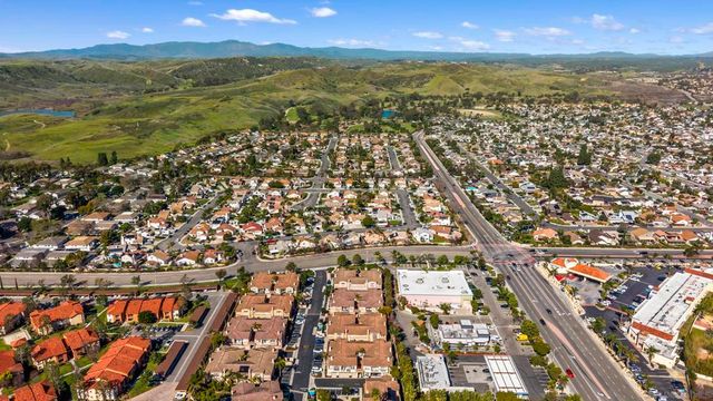 638 Sumner Way 4, Oceanside, CA 92058