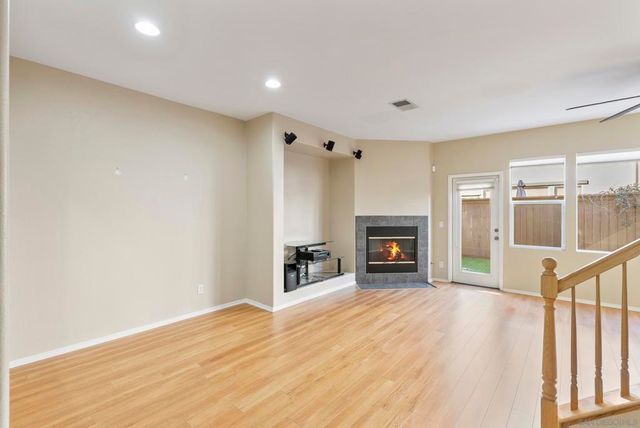 638 Sumner Way 4, Oceanside, CA 92058