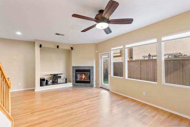 638 Sumner Way 4, Oceanside, CA 92058