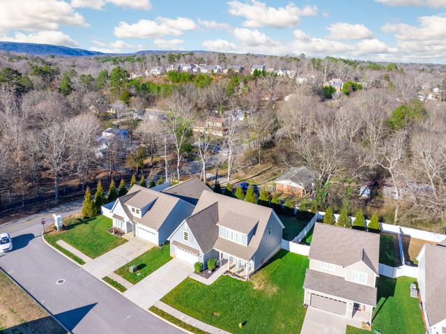 1213 Baldwin Field Circle Circle, Hixson, TN 37343