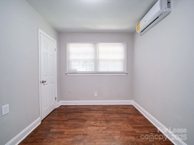 321 S Gardner Avenue 6, Charlotte, NC 28208