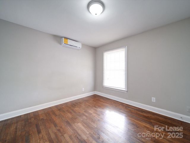 321 S Gardner Avenue 6, Charlotte, NC 28208