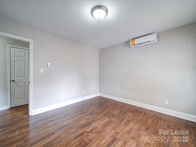 321 S Gardner Avenue 6, Charlotte, NC 28208