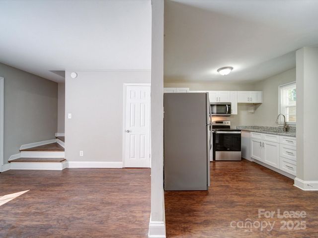 321 S Gardner Avenue 6, Charlotte, NC 28208