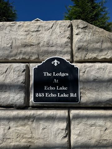 243 Echo Lake Road B11, Watertown, CT 06795