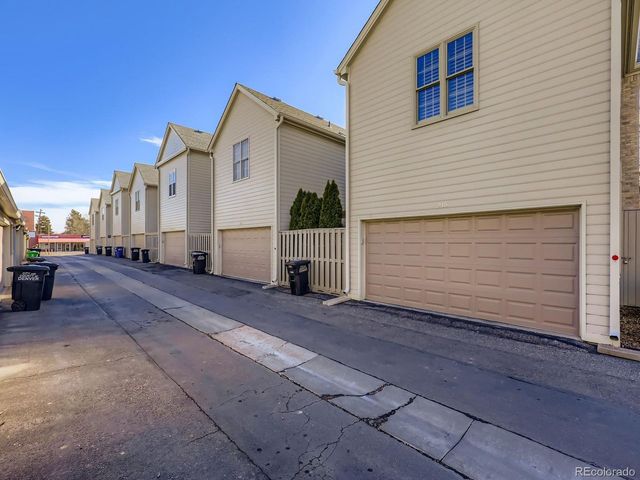 943 Jersey St, Denver, CO 80220