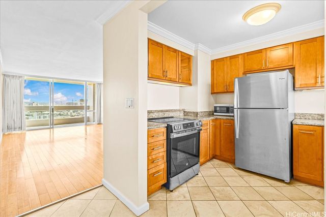 1212 Punahou Street 2005, Honolulu, HI 96826