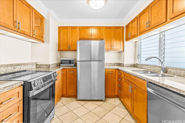 1212 Punahou Street 2005, Honolulu, HI 96826