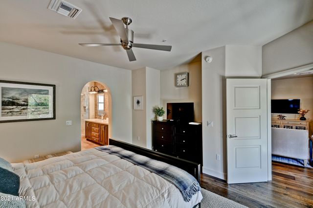 3935 E ROUGH RIDER Road 1360, Phoenix, AZ 85050