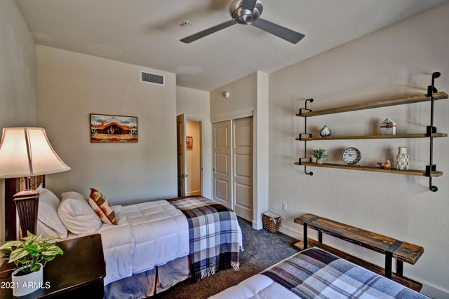 3935 E ROUGH RIDER Road 1360, Phoenix, AZ 85050