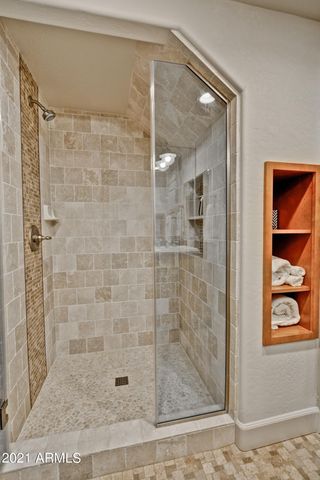 3935 E ROUGH RIDER Road 1360, Phoenix, AZ 85050