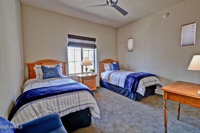 3935 E ROUGH RIDER Road 1360, Phoenix, AZ 85050