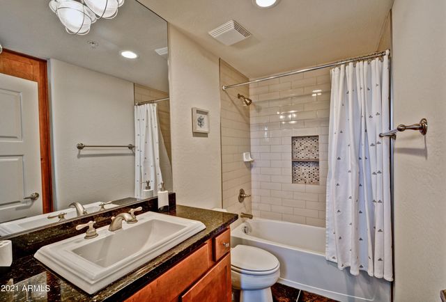 3935 E ROUGH RIDER Road 1360, Phoenix, AZ 85050
