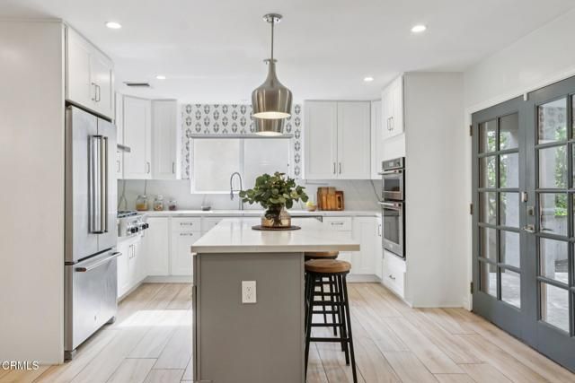 5853 Canyonside Road, La Crescenta, CA 91214