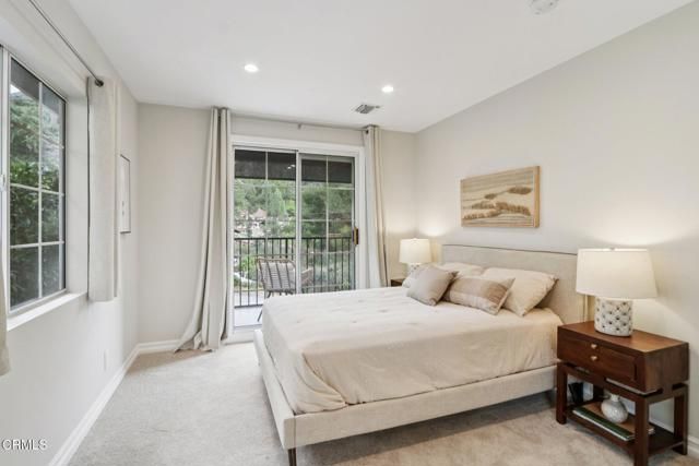 5853 Canyonside Road, La Crescenta, CA 91214