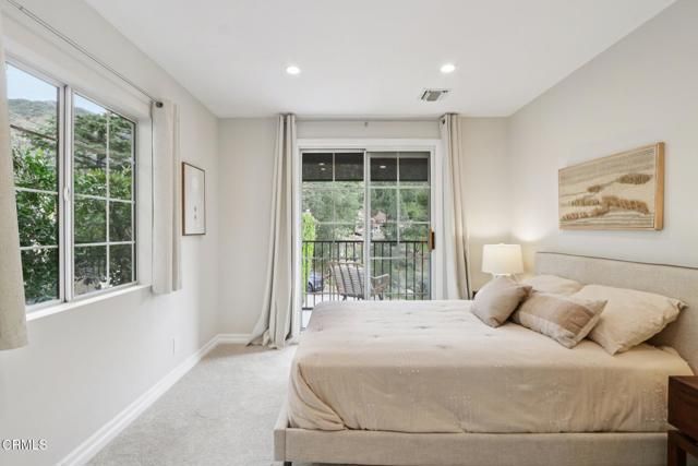 5853 Canyonside Road, La Crescenta, CA 91214