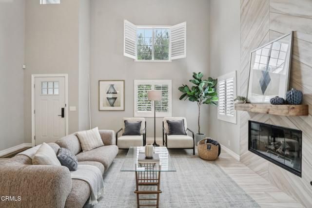 5853 Canyonside Road, La Crescenta, CA 91214