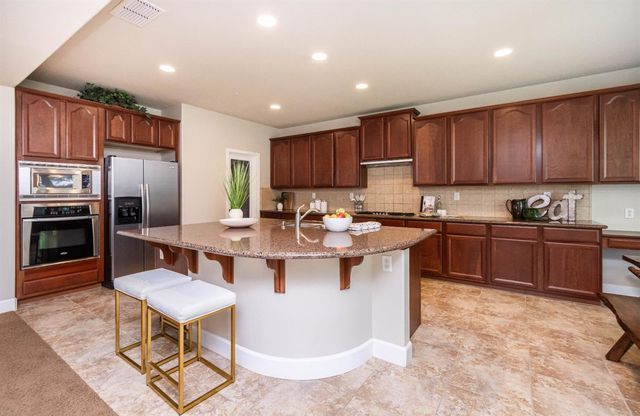 1548 Stoney Cross Ln, Lincoln, CA 95648