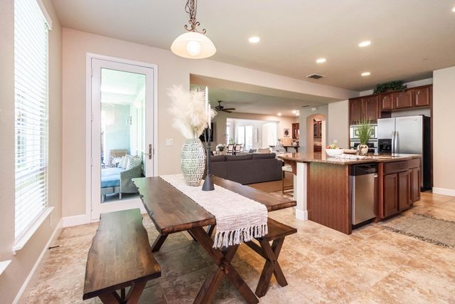 1548 Stoney Cross Ln, Lincoln, CA 95648