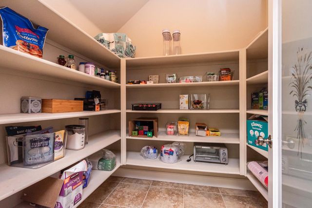 1548 Stoney Cross Ln, Lincoln, CA 95648