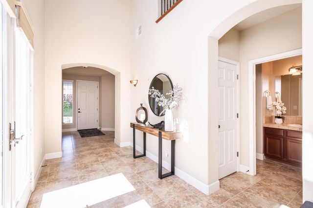 1548 Stoney Cross Ln, Lincoln, CA 95648