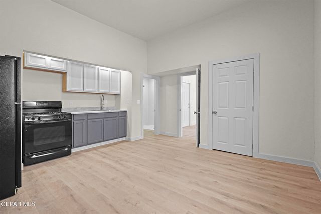511 E Nevada Avenue B, El Paso, TX 79902