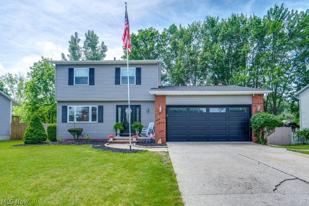 3896 Buckingham Drive, Brunswick, OH 44212