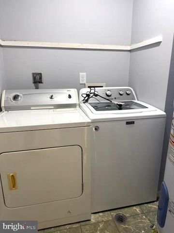 510 FAIRFAX LN, Herndon, VA 20170