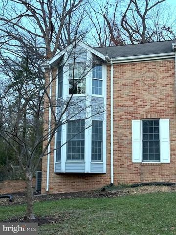 510 FAIRFAX LN, Herndon, VA 20170