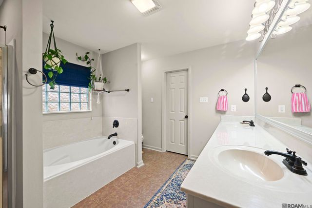 22754 Citation Dr, Denham Springs, LA 70726