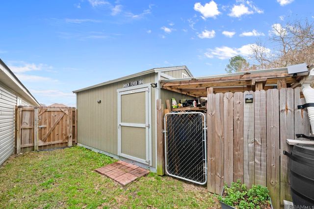 22754 Citation Dr, Denham Springs, LA 70726